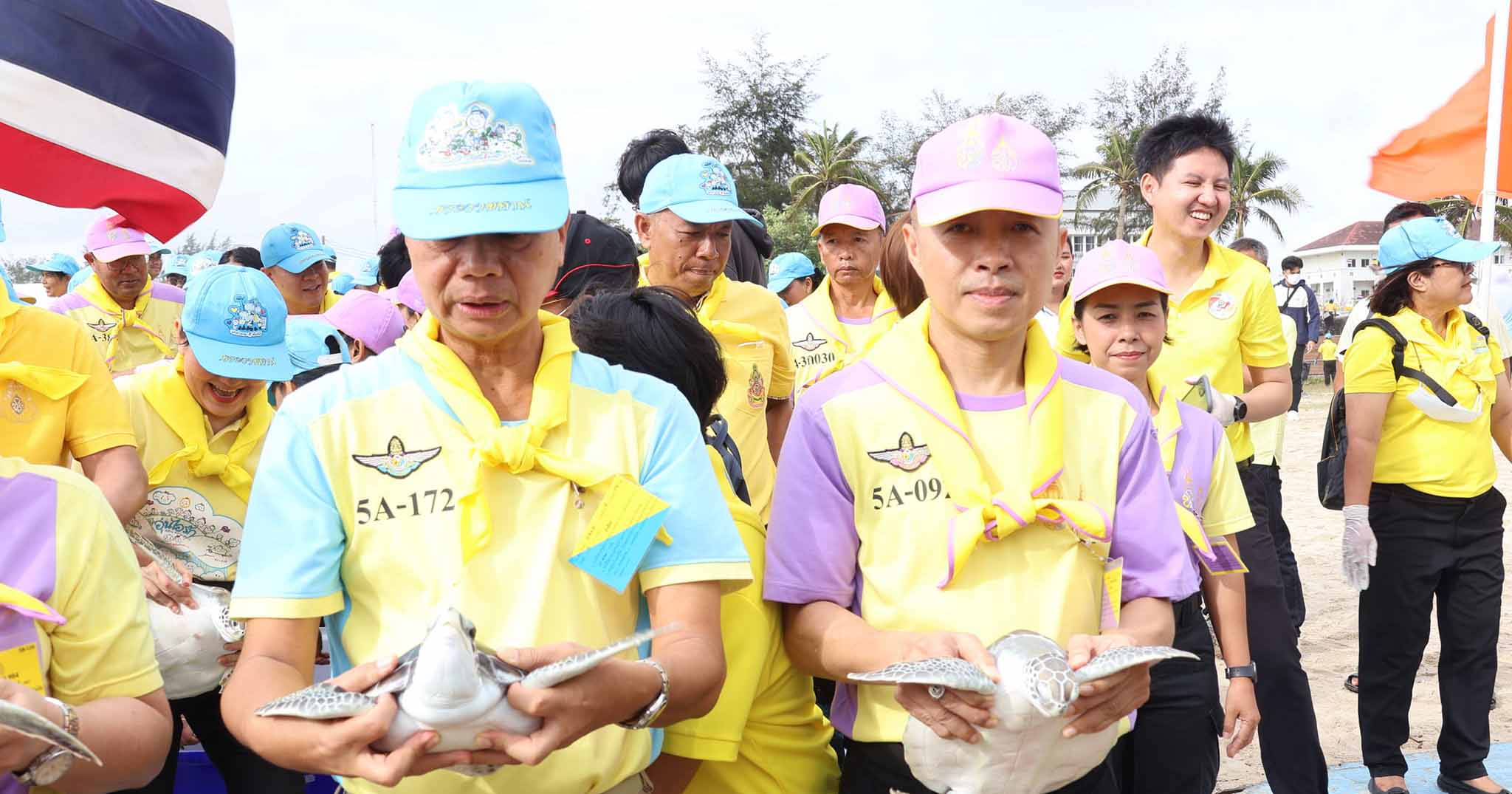 จิตอาสาร่วมปล่อยเต่าและจิตอาสาพัฒนากับ ภ.จว.สงขลา